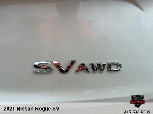 Used 2021 Nissan Rogue SV AWD/4WD image 37