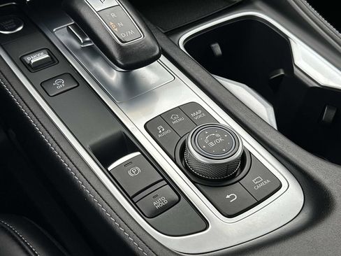 Used 2023 INFINITI QX60 Sensory w/ Cargo Package image 15