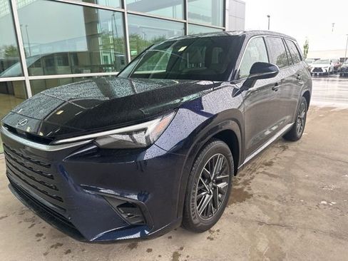 Used 2025 Lexus TX 350 AWD w/ Technology Package image 5