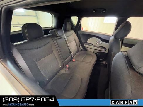 Used 2018 Kia Soul image 8