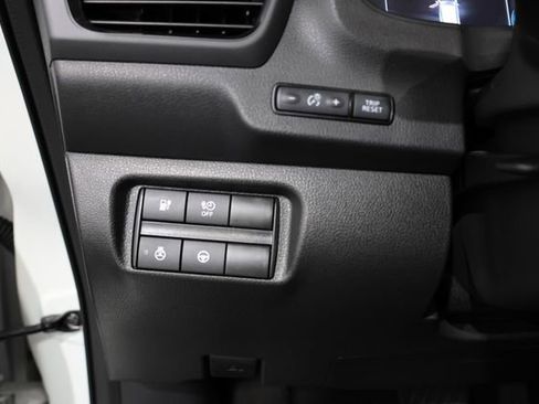 Certified 2025 Nissan Leaf SV Plus FWD image 16