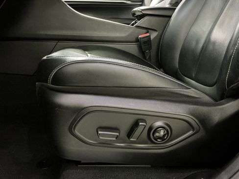 Used 2023 Jeep Grand Cherokee L Overland image 15