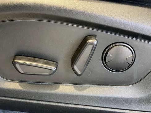 Used 2023 Ford Explorer Limited RWD image 15