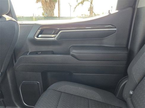 Used 2022 GMC Sierra 1500 Elevation image 14