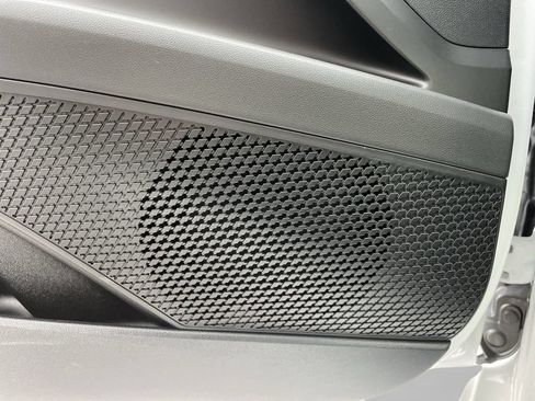 New 2026 Hyundai Elantra SE FWD image 21