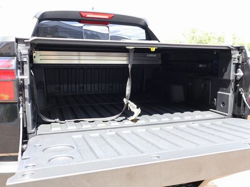 New 2025 Hyundai Santa Cruz SEL image 16