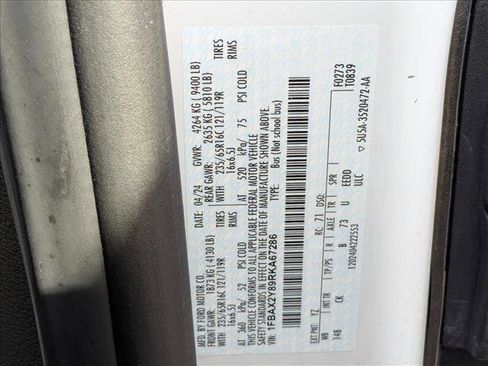 Used 2024 Ford Transit 350 XLT image 12