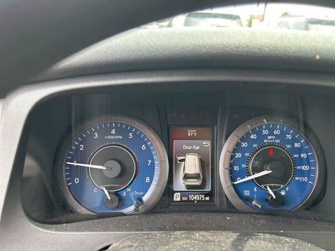 Used 2020 Toyota Sienna L image 19