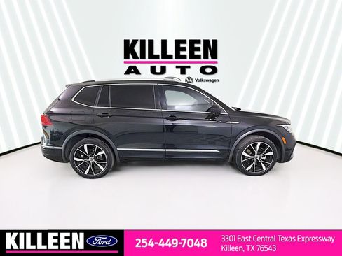 Used 2022 Volkswagen Tiguan SEL R-Line AWD/4WD image 9