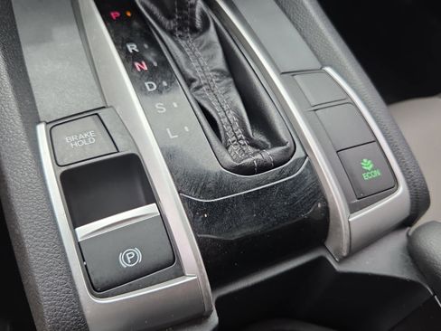 Used 2016 Honda Civic Touring image 18
