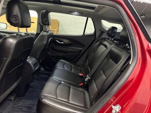 Used 2019 GMC Terrain SLT w/ Preferred Package AWD/4WD image 32