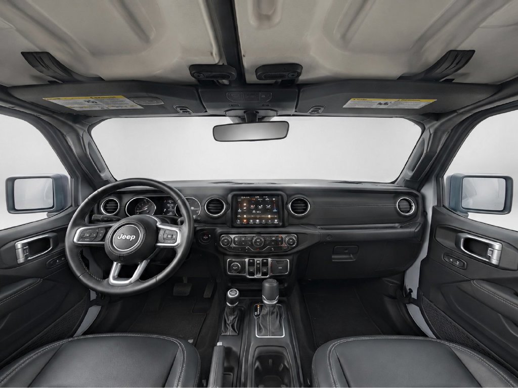 Used 2022 Jeep Wrangler Unlimited Sahara w/ Cold Weather Group AWD/4WD image 27