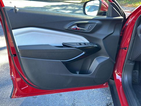 New 2026 Chevrolet Trax LT w/ Driver Confidence Package image 14