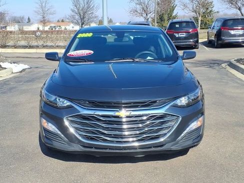 Used 2020 Chevrolet Malibu LT image 2