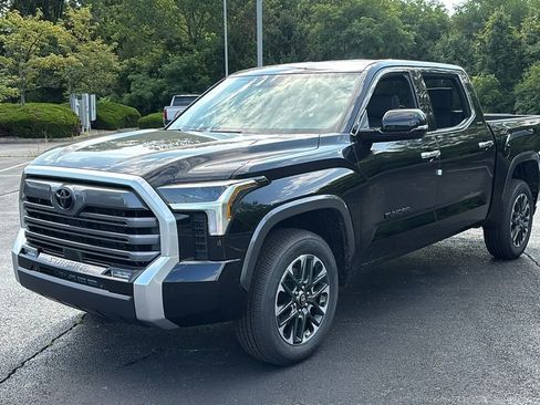 New 2026 Toyota Tundra Limited AWD/4WD image 3