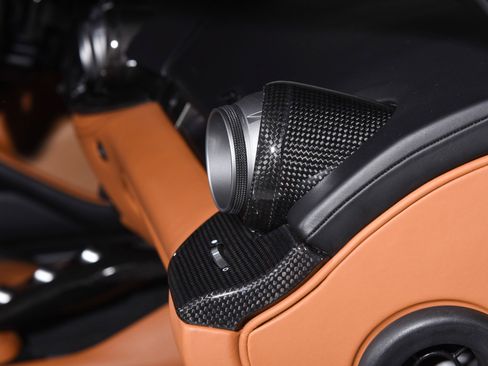 Used 2014 Ferrari F12 Berlinetta RWD image 32