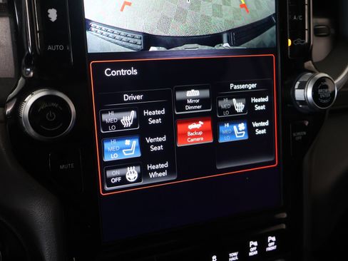 Used 2021 RAM 1500 Laramie w/ Sport Appearance Package AWD/4WD image 7
