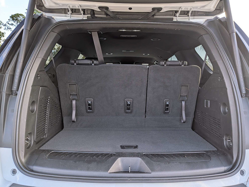 Used 2023 Chevrolet Tahoe LT RWD image 13
