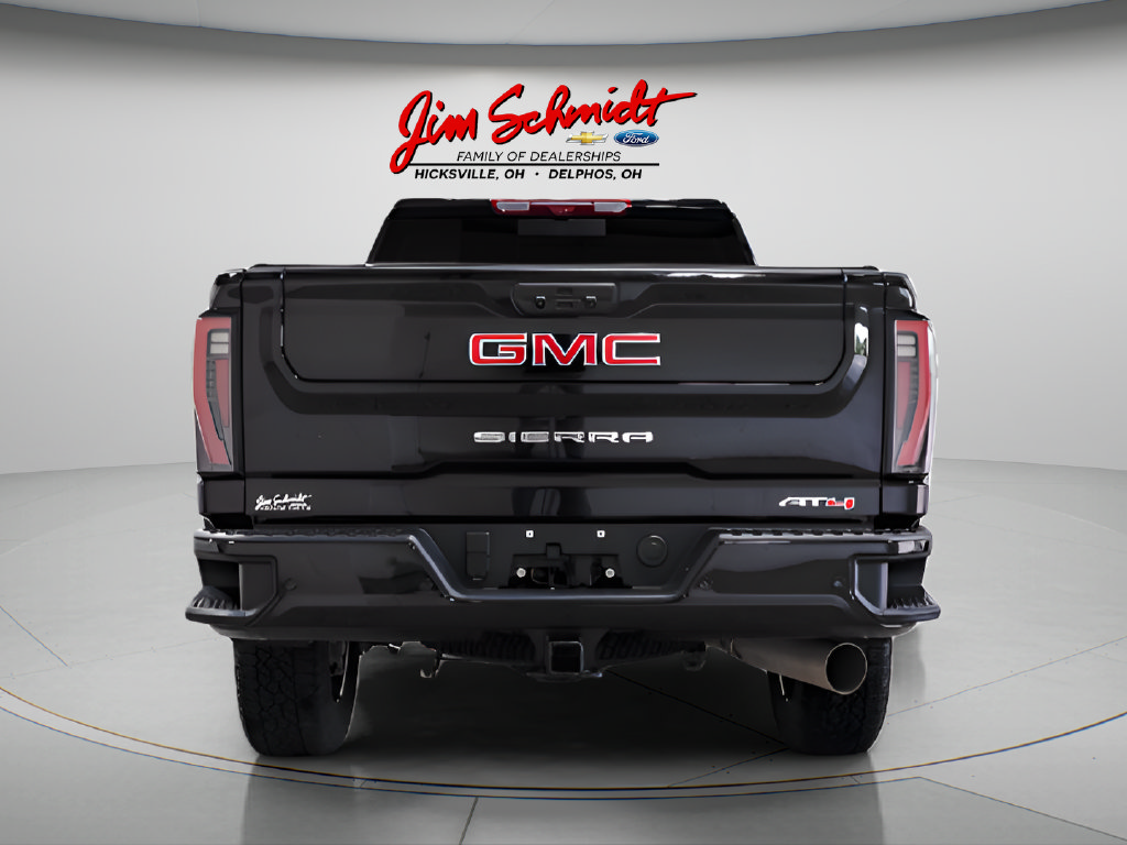 Used 2026 GMC Sierra 3500 AT4 w/ AT4 Premium Plus Package AWD/4WD image 5
