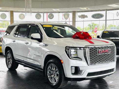 Used 2022 GMC Yukon Denali AWD/4WD image 1