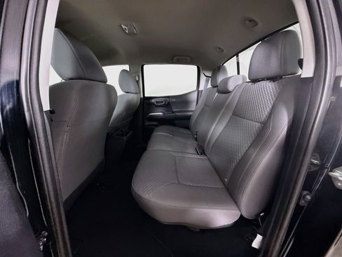 Used 2020 Toyota Tacoma SR5 RWD image 27