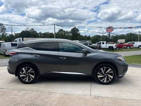 Used 2015 Nissan Murano Platinum w/ Platinum Technology Package FWD image 4