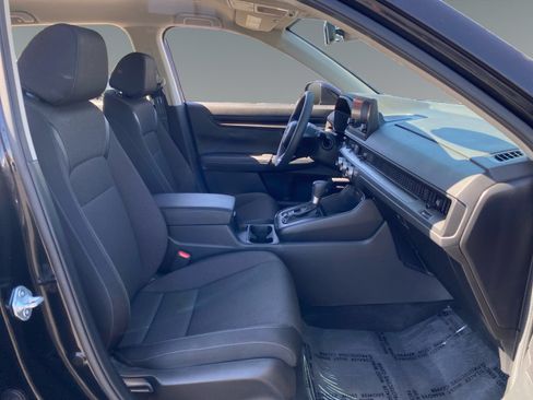 Used 2025 Honda CR-V LX image 15