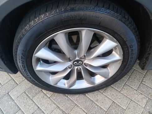 Used 2020 INFINITI QX50 Luxe w/ Navigation Package image 9