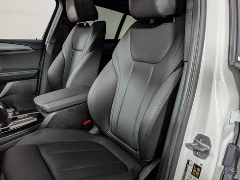 Used 2021 BMW X4 xDrive30i image 16