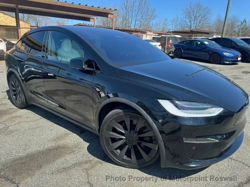 Used 2022 Tesla Model X Plaid AWD/4WD image 2