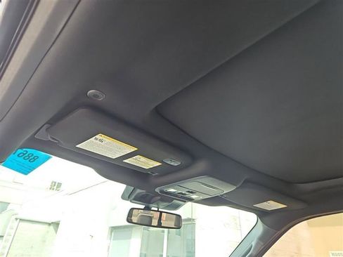 Used 2022 Ford F150 Lightning Lariat w/ Equipment Group 511A High image 5