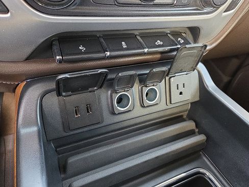 Used 2017 GMC Sierra 1500 SLT w/ SLT Premium Package image 21