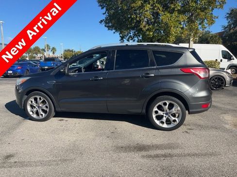 Used 2016 Ford Escape Titanium image 14