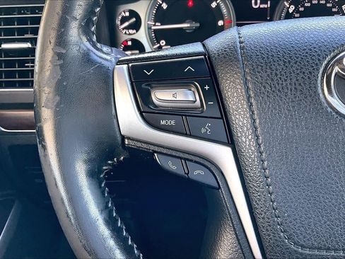 Used 2016 Toyota Land Cruiser AWD/4WD image 23