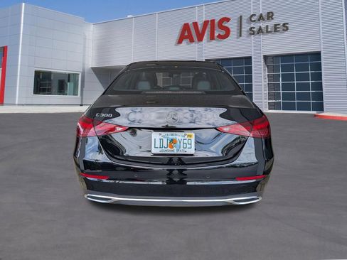 Used 2025 Mercedes-Benz C 300 Sedan image 9