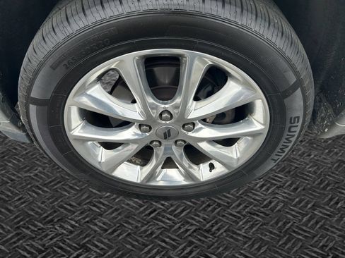Used 2019 Dodge Durango Citadel w/ Technology Group AWD/4WD image 11