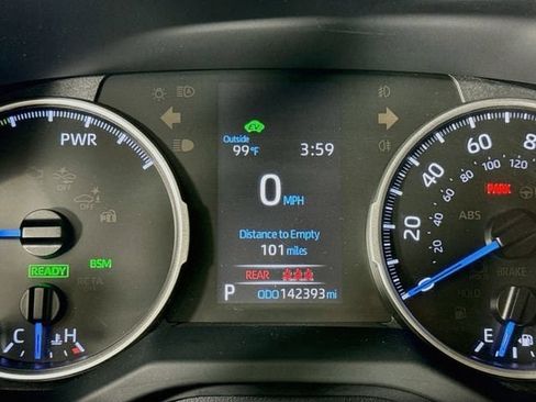 Used 2019 Toyota RAV4 XLE w/ Convenience Package AWD/4WD image 12