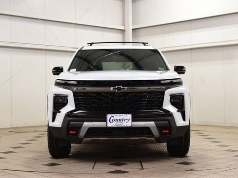 New 2026 Chevrolet Traverse Z71 w/ Enhanced Driving Package image 2