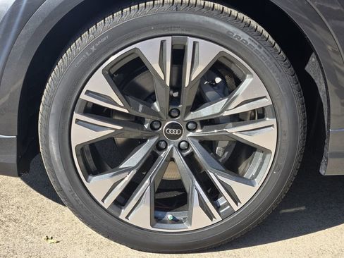 New 2026 Audi Q8 Premium Plus image 14