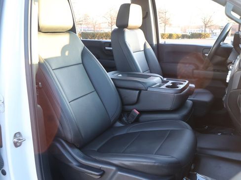 Used 2020 GMC Sierra 2500 4x4 Crew Cab w/ Convenience Package image 22