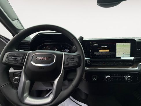 Certified 2024 GMC Sierra 1500 Elevation AWD/4WD image 10