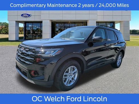 New 2026 Ford Explorer Active RWD image 4