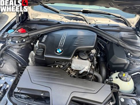 Used 2016 BMW 328i xDrive Sedan AWD/4WD image 6