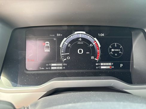 New 2026 Toyota Tundra Limited AWD/4WD image 18