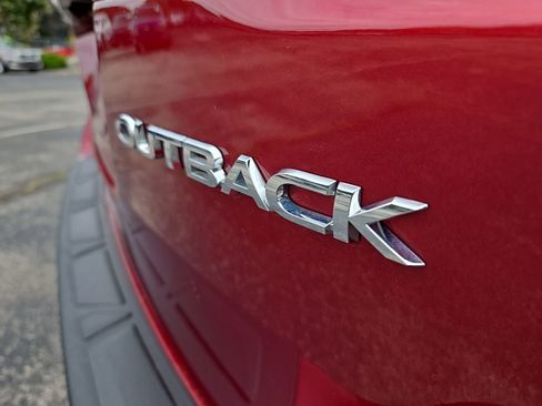 Used 2024 Subaru Outback Premium AWD/4WD image 13