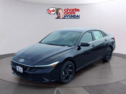 New 2026 Hyundai Elantra SEL Sport Premium