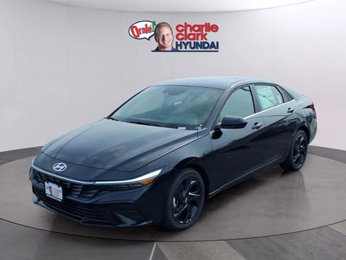 New 2026 Hyundai Elantra SEL Sport Premium FWD image 1