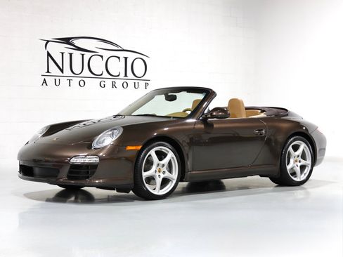 Used 2011 Porsche 911 Cabriolet image 1