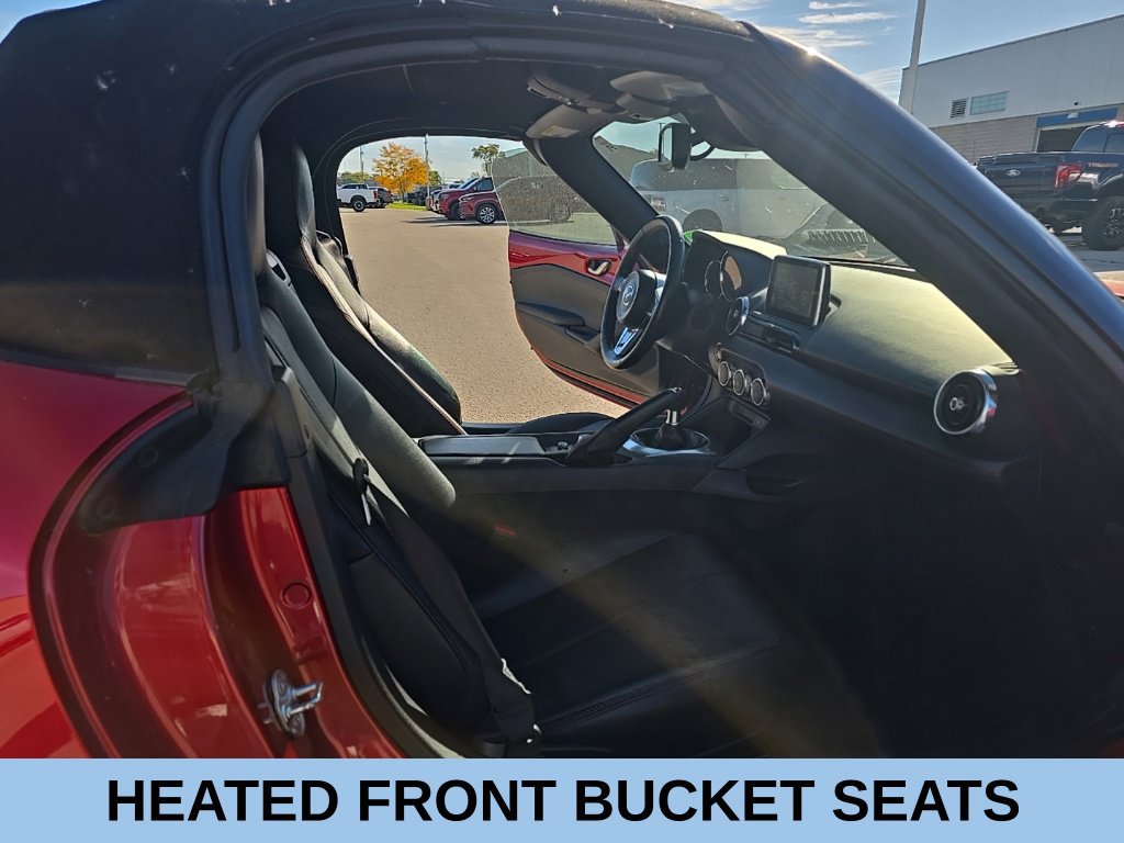 Used 2017 MAZDA MX-5 Miata Grand Touring RWD image 12