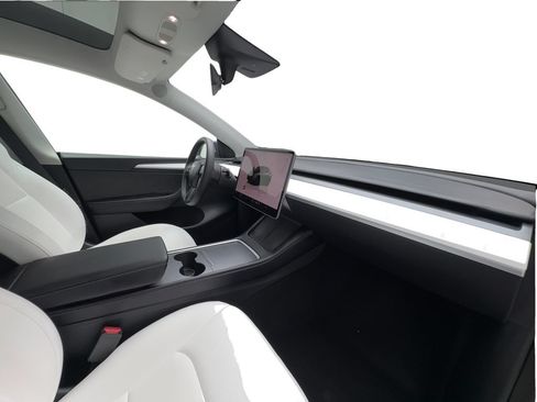 Used 2022 Tesla Model Y Performance AWD/4WD image 29